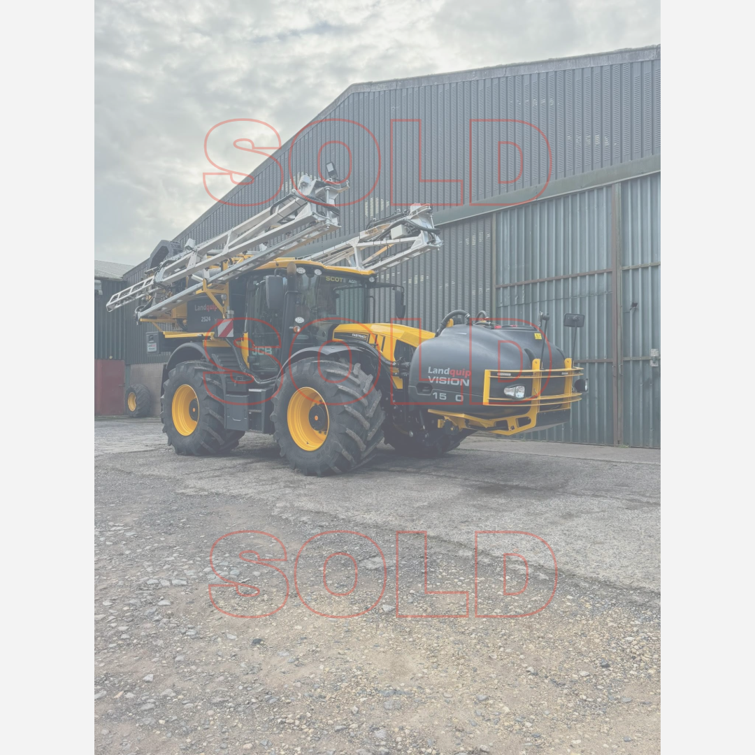 JCB 4220 Fastrac & Landquip Demount Sprayer (SOLD)